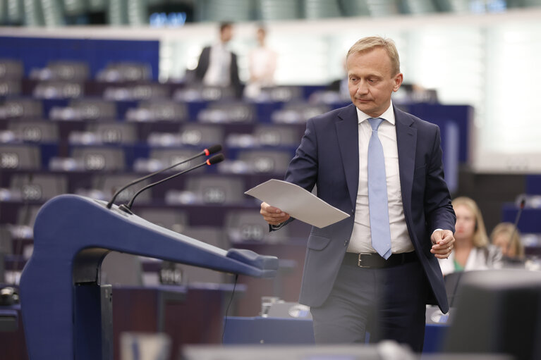 Zdjęcie 24: EP Plenary session - Protection of the European Union’s financial interests – combating fraud – annual report 2023