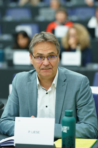 ENVI Extraordinary meeting - Exchange of views with Wopke Hoekstra, Commissioner for Climate, Net Zero and Clean Growth, as part of the structured dialogue
