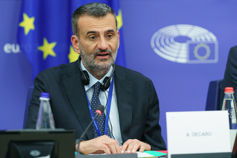 Foto 20: ENVI Extraordinary meeting - Exchange of views with Wopke Hoekstra, Commissioner for Climate, Net Zero and Clean Growth, as part of the structured dialogue