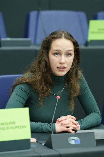 Foto 3: ENVI Extraordinary meeting - Exchange of views with Wopke Hoekstra, Commissioner for Climate, Net Zero and Clean Growth, as part of the structured dialogue
