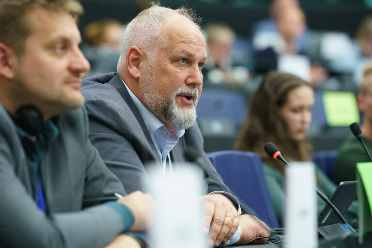 Foto 2: ENVI Extraordinary meeting - Exchange of views with Wopke Hoekstra, Commissioner for Climate, Net Zero and Clean Growth, as part of the structured dialogue