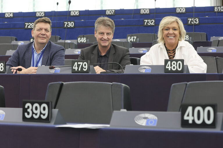 Fotografie 12: EP Plenary session - A unified EU response to unjustified US trade measures and global trade opportunities for the EU
