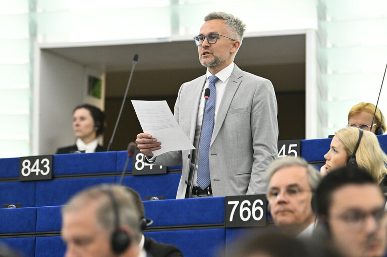 Foto 19: EP Plenary session - Voting session