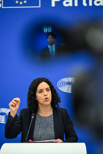 Press briefing The Left