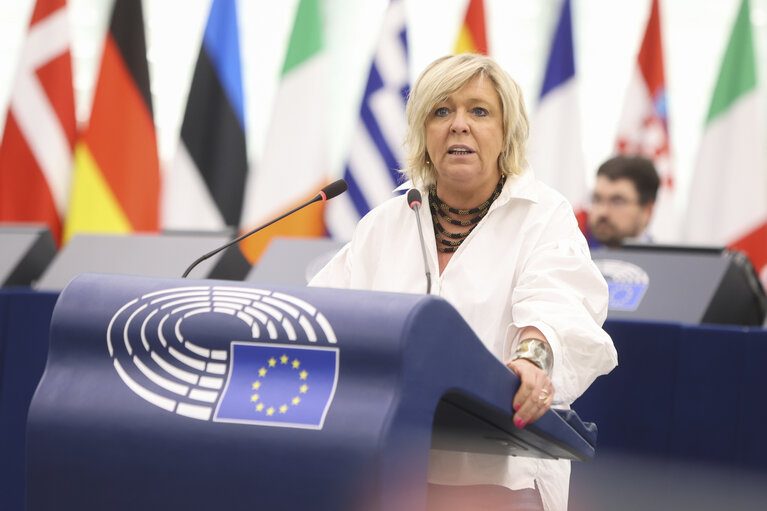 Photo 35: EP Plenary session - A revamped long-term budget for the Union in a changing world