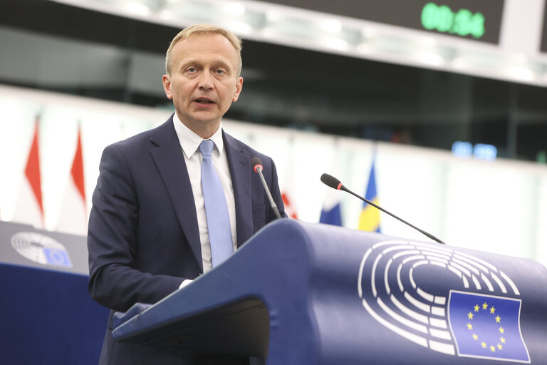 Photo 36: EP Plenary session - A revamped long-term budget for the Union in a changing world