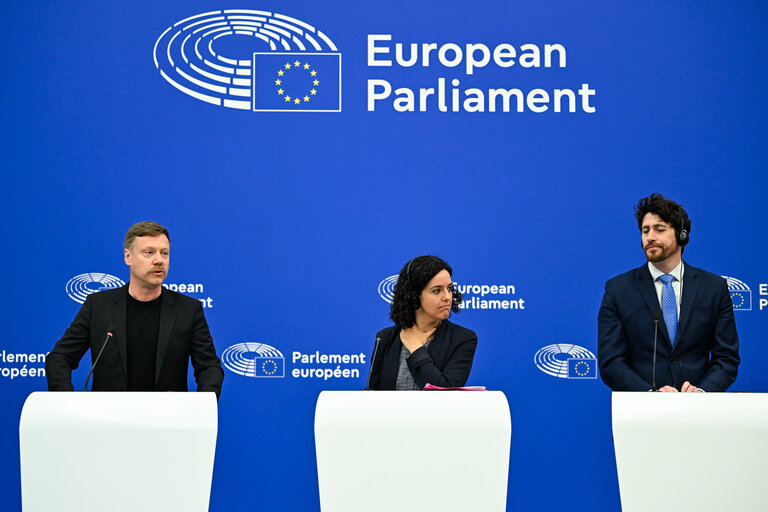 Press briefing The Left