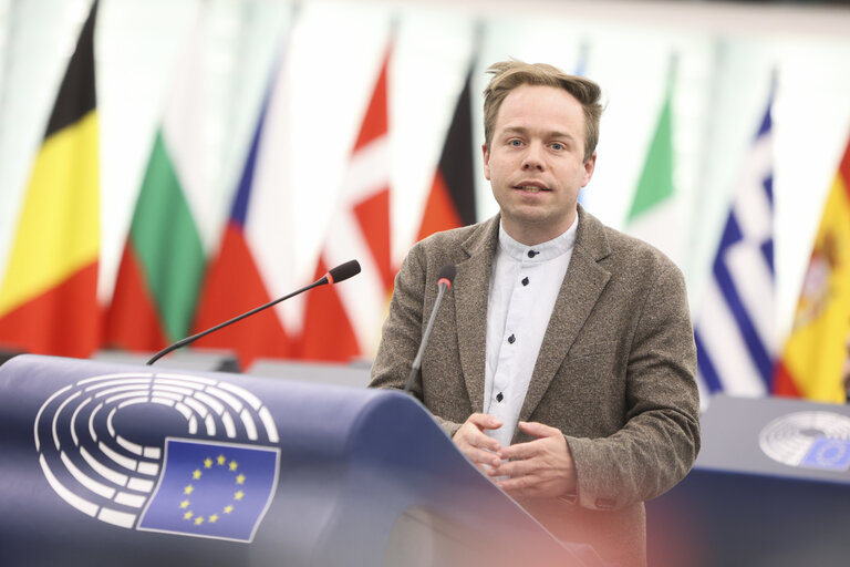 Photo 4: EP Plenary session - A revamped long-term budget for the Union in a changing world