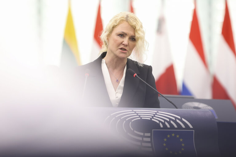 Photo 7: EP Plenary session - A revamped long-term budget for the Union in a changing world