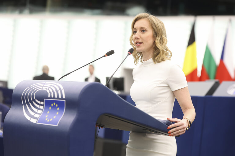 Photo 5: EP Plenary session - A revamped long-term budget for the Union in a changing world