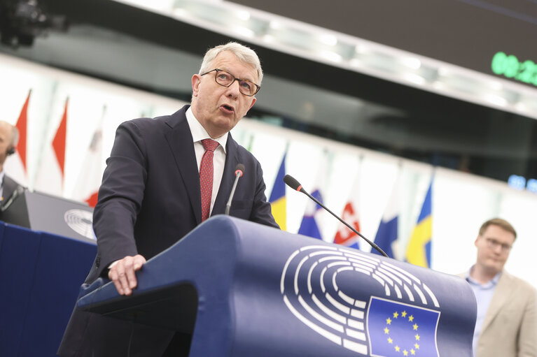Photo 39: EP Plenary session - A revamped long-term budget for the Union in a changing world