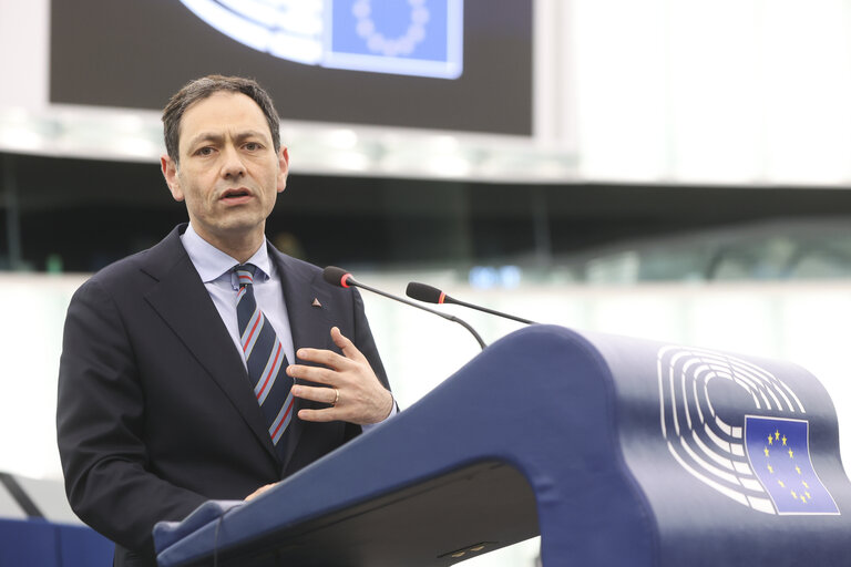 Photo 48: EP Plenary session - A revamped long-term budget for the Union in a changing world
