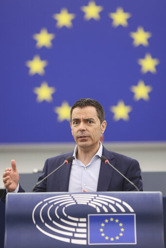 Photo 17: EP Plenary session - A revamped long-term budget for the Union in a changing world