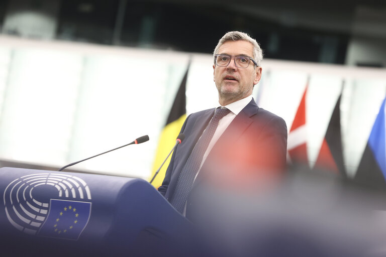 Photo 28: EP Plenary session - A revamped long-term budget for the Union in a changing world