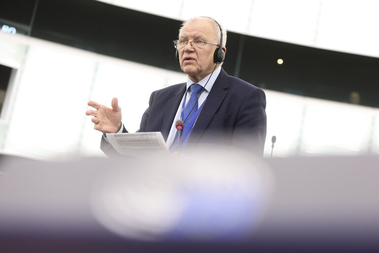 EP Plenary session - A revamped long-term budget for the Union in a changing world