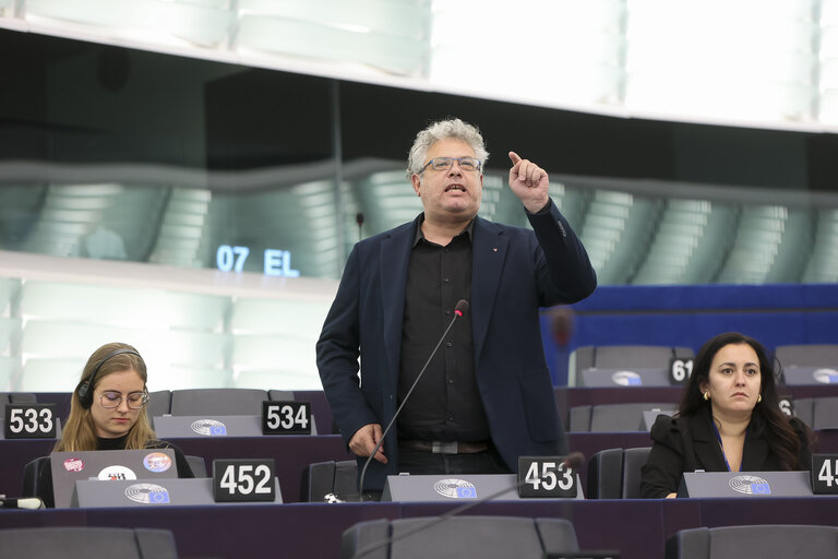 Fotografie 19: EP Plenary session - An urgent assessment of the applicability of the Political Dialogue and Cooperation Agreement (PDCA) with Cuba