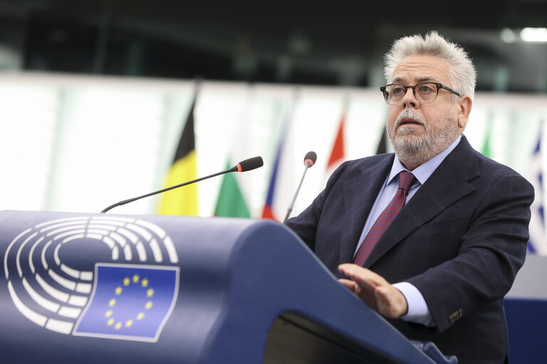 Fotografie 23: EP Plenary session - An urgent assessment of the applicability of the Political Dialogue and Cooperation Agreement (PDCA) with Cuba