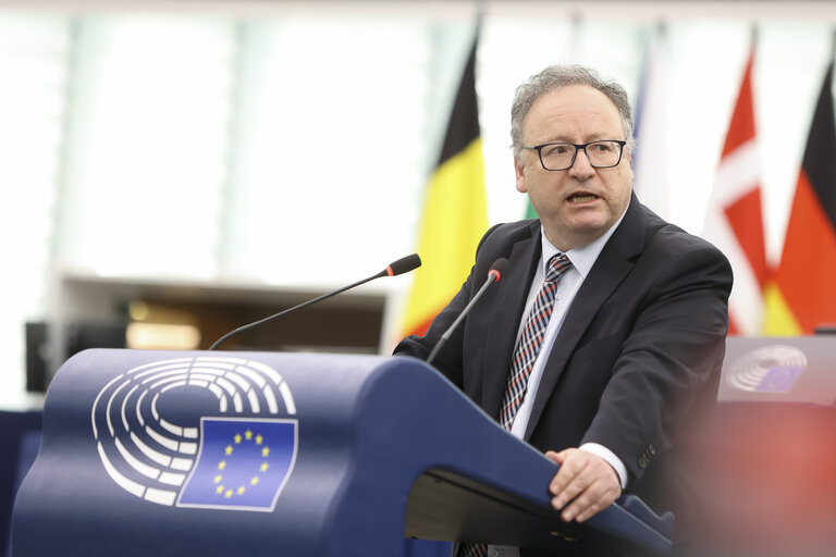 Fotografie 13: EP Plenary session - An urgent assessment of the applicability of the Political Dialogue and Cooperation Agreement (PDCA) with Cuba