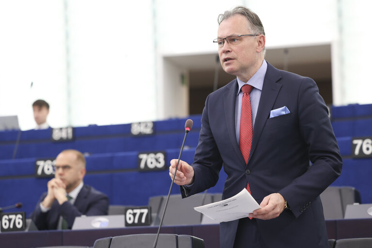 Billede 13: EP Plenary session - EU support for a just, sustainable and comprehensive peace in Ukraine