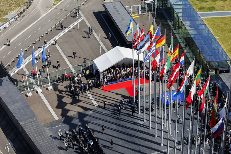 Photo 31: Commemoration of the 80th anniversary of the end of World War II in Europe - Wreath Laying Ceremony