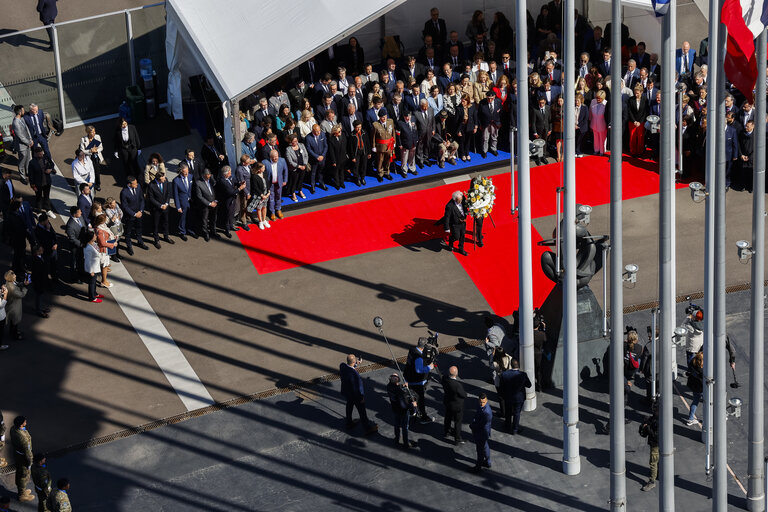 Photo 21: Commemoration of the 80th anniversary of the end of World War II in Europe - Wreath Laying Ceremony