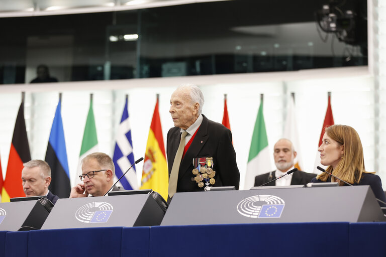 Foto 42: EP Plenary session - Commemoration 80th anniversary end of World War II in Europe