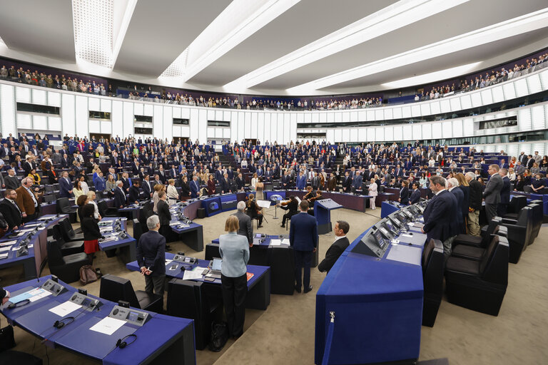 Foto 10: EP Plenary session - Commemoration 80th anniversary end of World War II in Europe