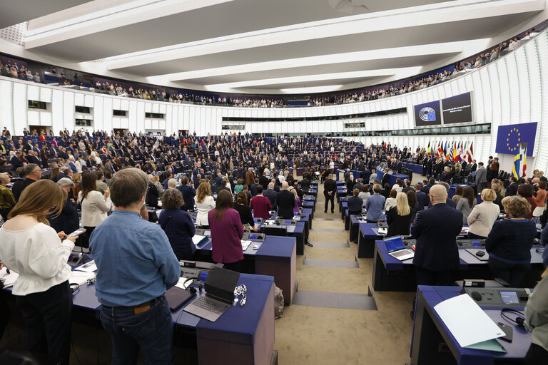 Foto 9: EP Plenary session - Commemoration 80th anniversary end of World War II in Europe