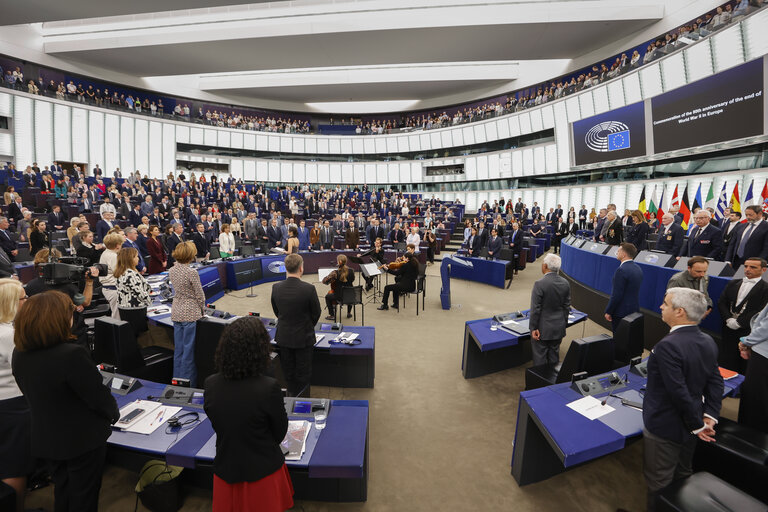 Foto 11: EP Plenary session - Commemoration 80th anniversary end of World War II in Europe