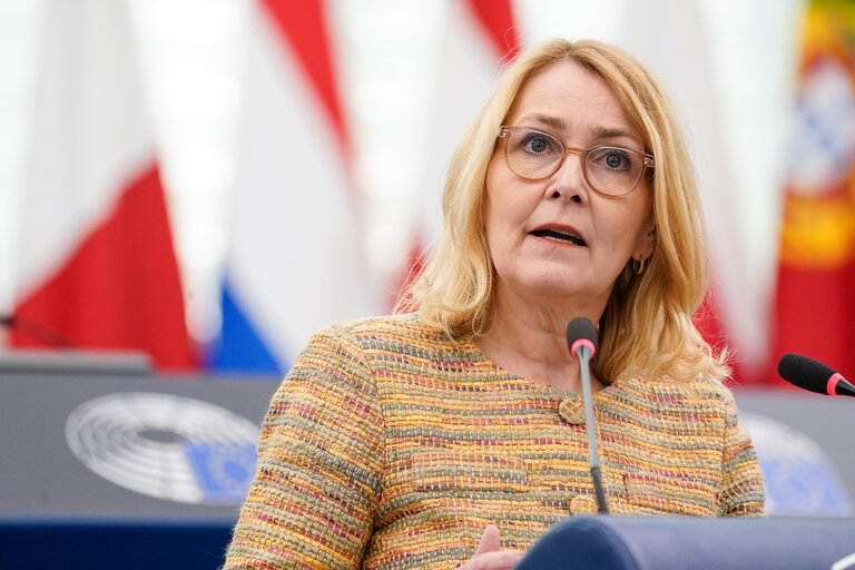 Photo 18: EP Plenary session - Winning the global tech race: boosting innovation and closing funding gaps