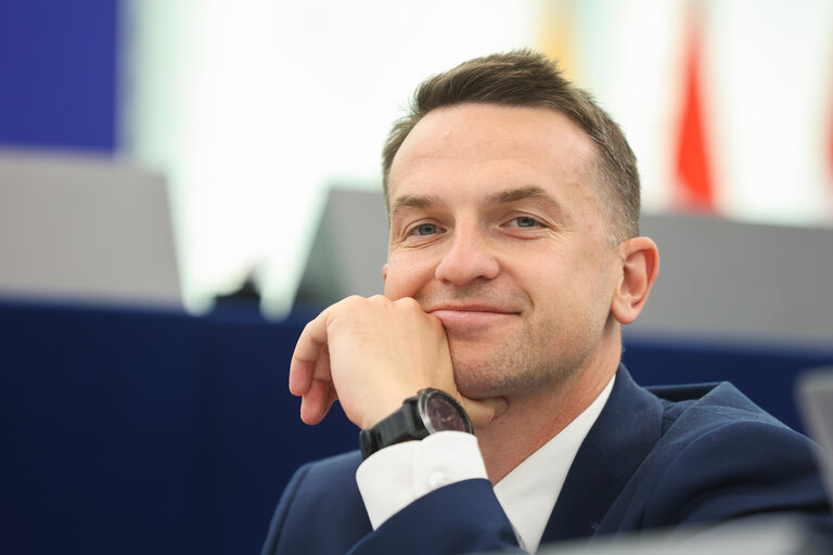 Photo 4: EP Plenary session - Resilience and the need to improve the interconnection of energy grid infrastructure in the EU
