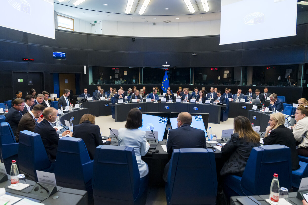 Meeting of the EP Conference of Presidents in the presence of Piotr SERAFIN, European Commissioner for Budget, Anti-Fraud and Public Administration