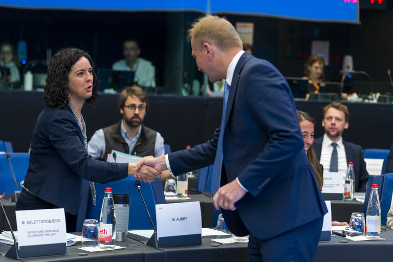 Meeting of the EP Conference of Presidents in the presence of Piotr SERAFIN, European Commissioner for Budget, Anti-Fraud and Public Administration