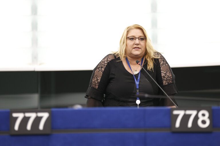 Photo 3: EP Plenary session - EU action on treating and preventing diseases such as cancer, cardiovascular neurological diseases and measles