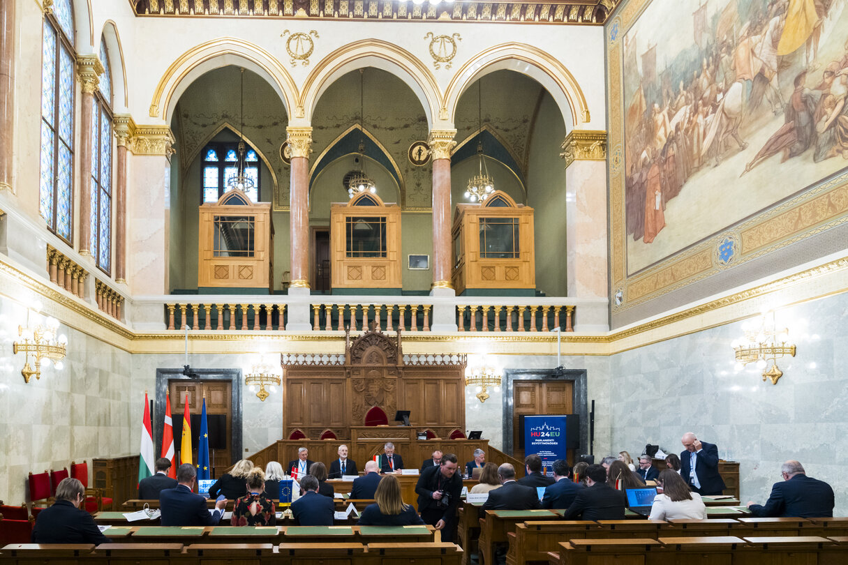 European Speakers Conference in Budapest (Hungary) - Participation of Roberta METSOLA, EP President in the Troika Meeting of the EU Speakers Conference