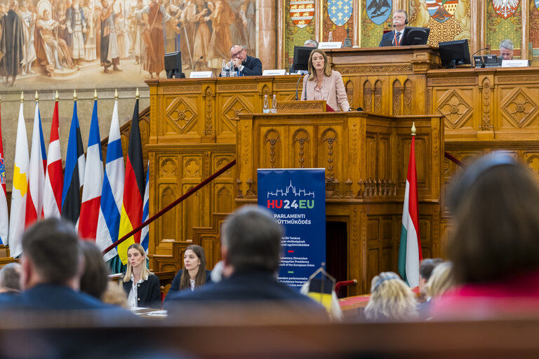 Photo 15 : European Speakers Conference in Budapest (Hungary) - Keynote Speech by Roberta METSOLA, EP President