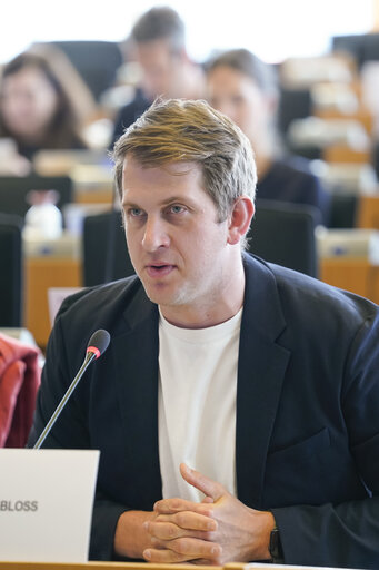 Foto 4: ITRE Committee Meeting