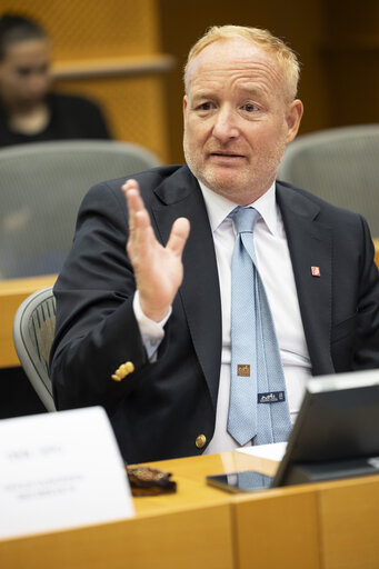 Foto 20: JURI - Exchange of views with the President of the European Patent Office, António Campinos