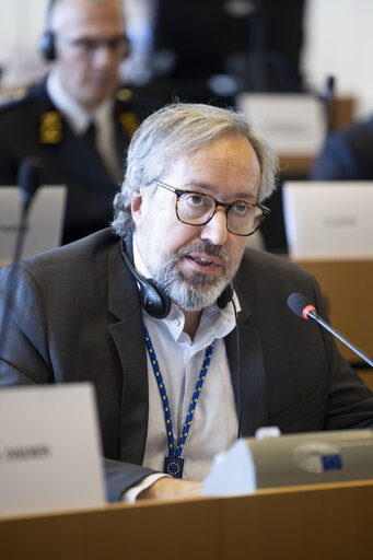 EMPL - Public hearing on ' Volunteers in emergency services and their legal challenges: cases of cross-border firefighters '