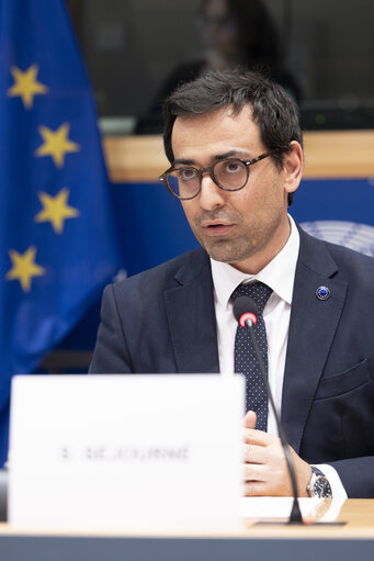 Zdjęcie 26: ENVI - Exchange of views with Stéphane Séjourné, Executive Vice-President for Prosperity and Industrial Strategy, as part of the structured dialogue