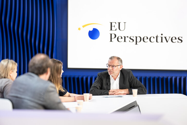 Zdjęcie 16: Podcast recording with MEPs Vrecionova, Fourreau, Waitz and Lins