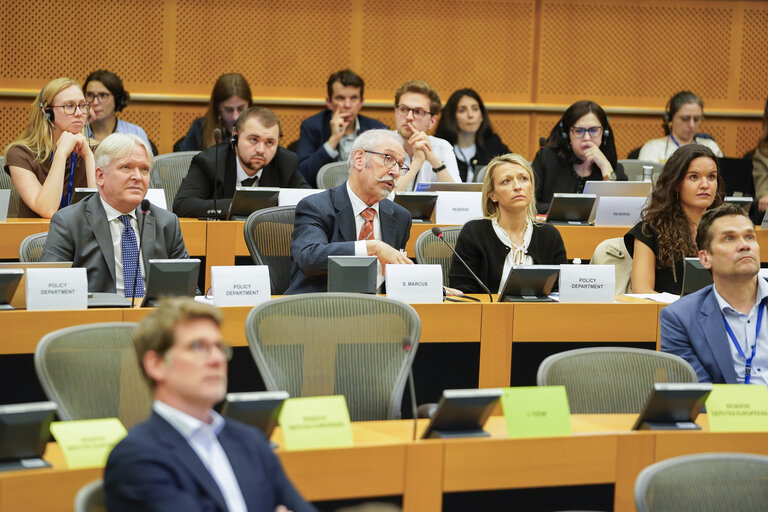 JURI - Policy Department presentation of the study on Reporting obligations - Public hearing on reporting obligations