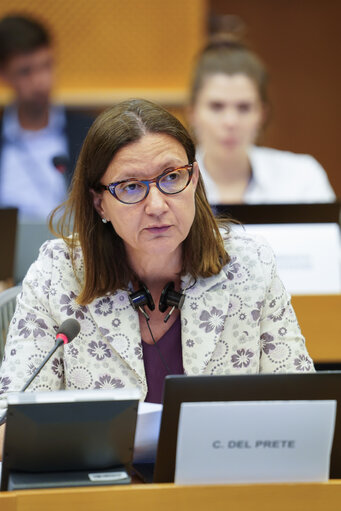 JURI - Policy Department presentation of the study on Reporting obligations - Public hearing on reporting obligations