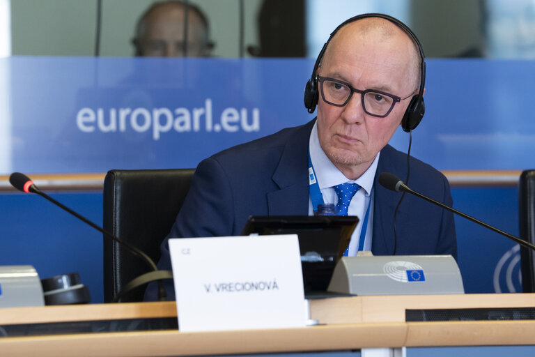 AGRI - Exchange of views with the European Food Safety Authority on insights on key topics impacting EU agriculture