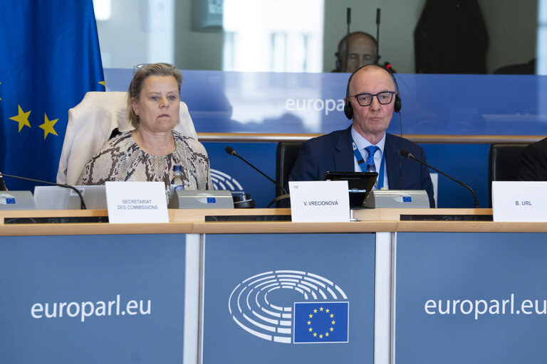 AGRI - Exchange of views with the European Food Safety Authority on insights on key topics impacting EU agriculture