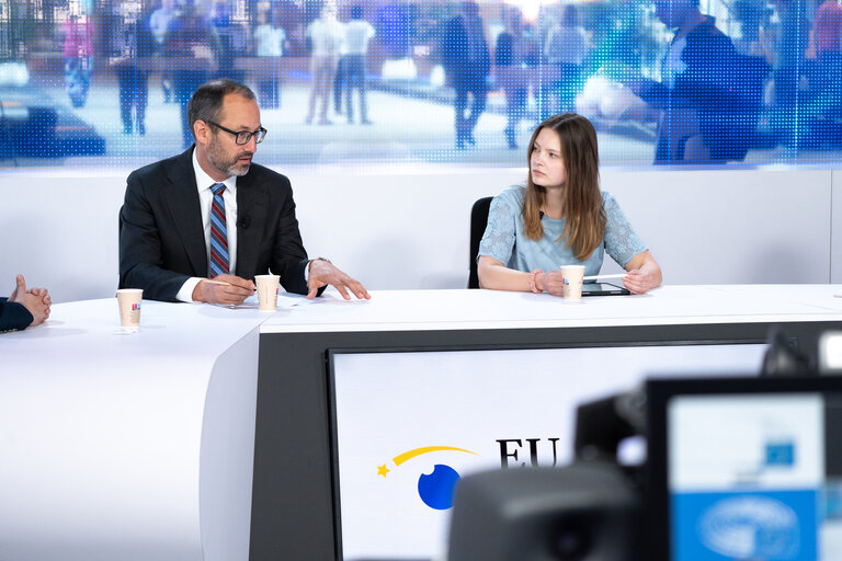 Foto 11: podcast recording with MEP Jan FARSKY