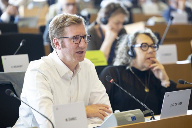 TRAN SEDE - Public Hearing on Military mobility