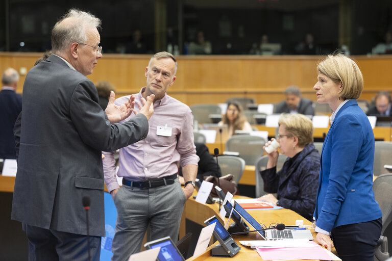 HOUS - Meeting on Affordable Housing Regional and Local authorities perspectives