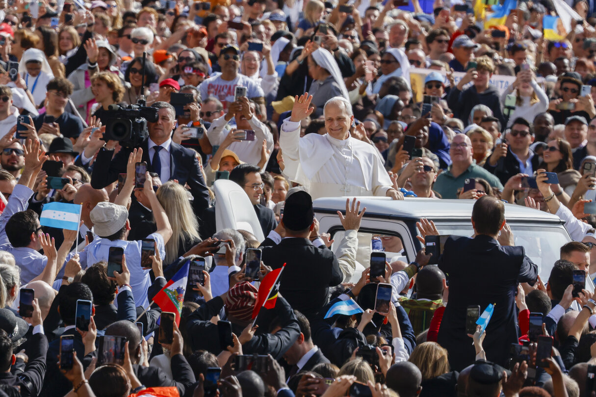 Inauguration mass of the new Pope LEO XIV