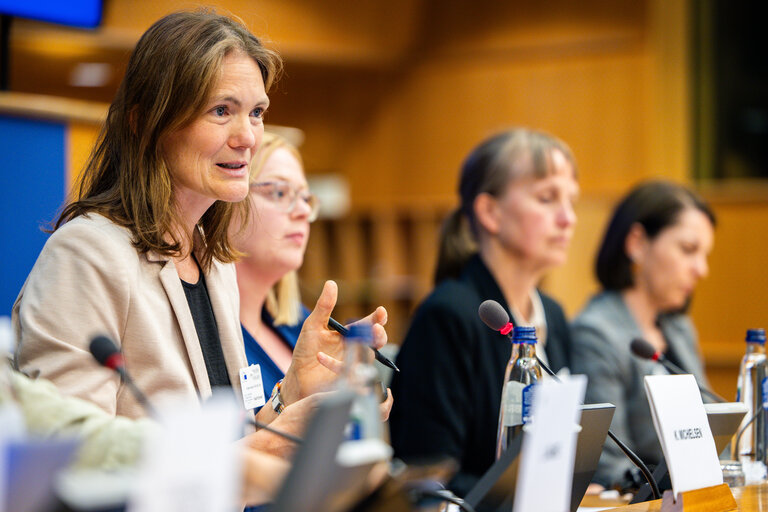 Foto 23: FEMM - The Wave of consent - Based rape laws in Europe